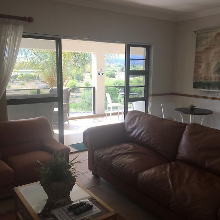 Oewerpalms View Hotel Oudtshoorn Ngoại thất bức ảnh