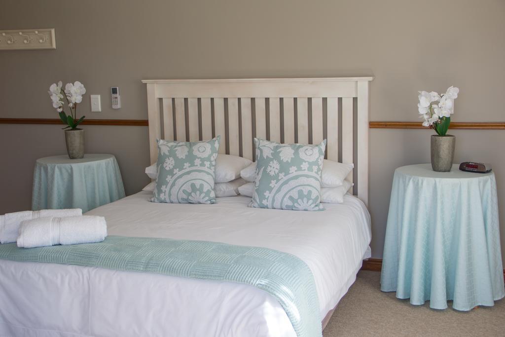 Oewerpalms View Hotel Oudtshoorn Ngoại thất bức ảnh