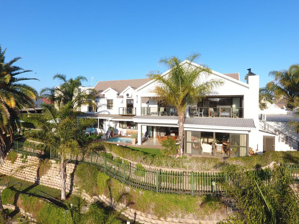 Oewerpalms View Hotel Oudtshoorn Ngoại thất bức ảnh